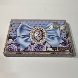 Pat McGrath Lavender & Blue Eyeshadow Palette